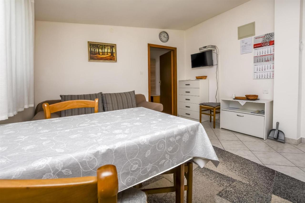 Apartment Kucinic Rogoznica  Exterior photo