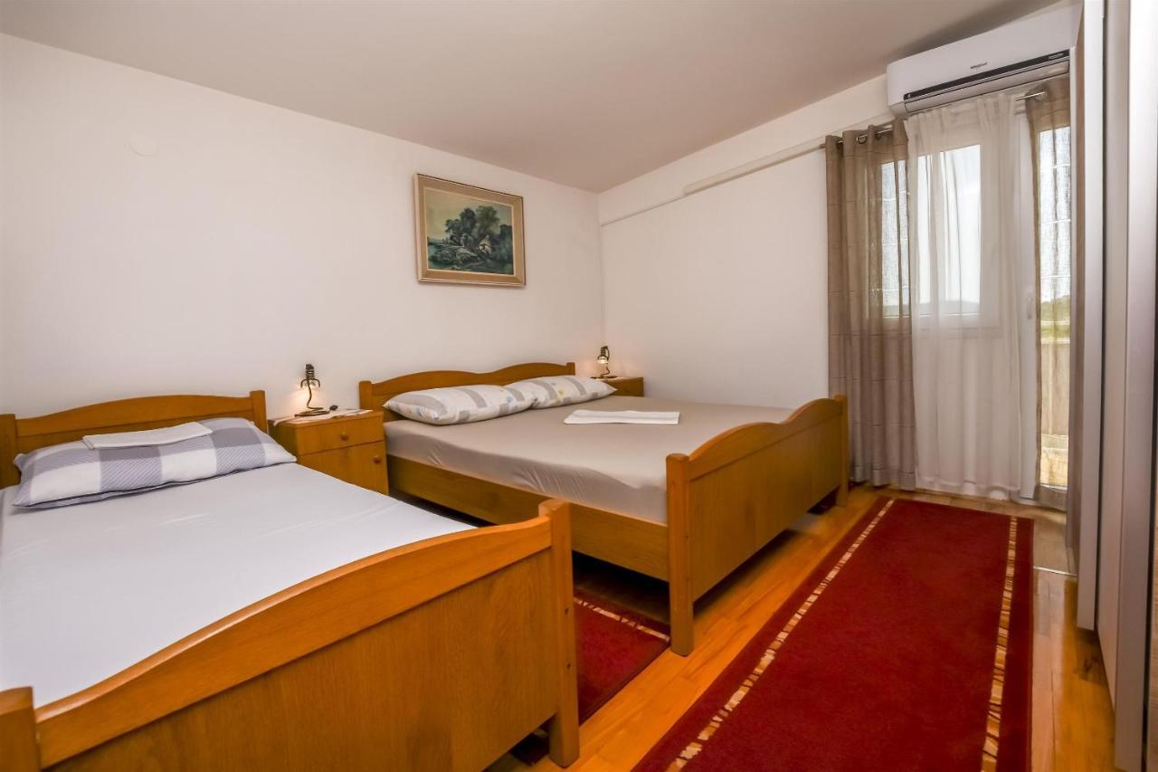 Apartment Kucinic Rogoznica  Exterior photo